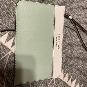 Kate Spade Cameron Wristlet Wallet